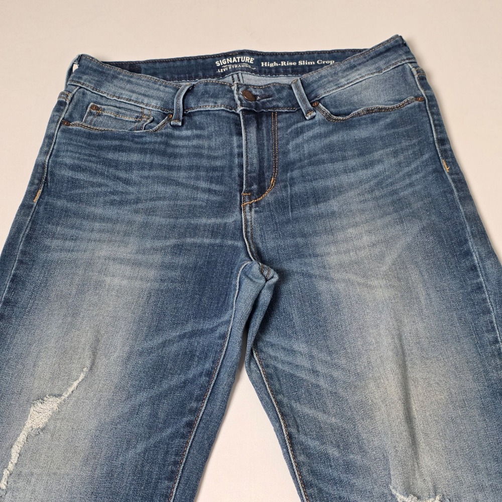 Signature by Levi Strauss Jeans Womens 6‎ Blue High Rise Slim Crop Distressed - Picture 2 of 16